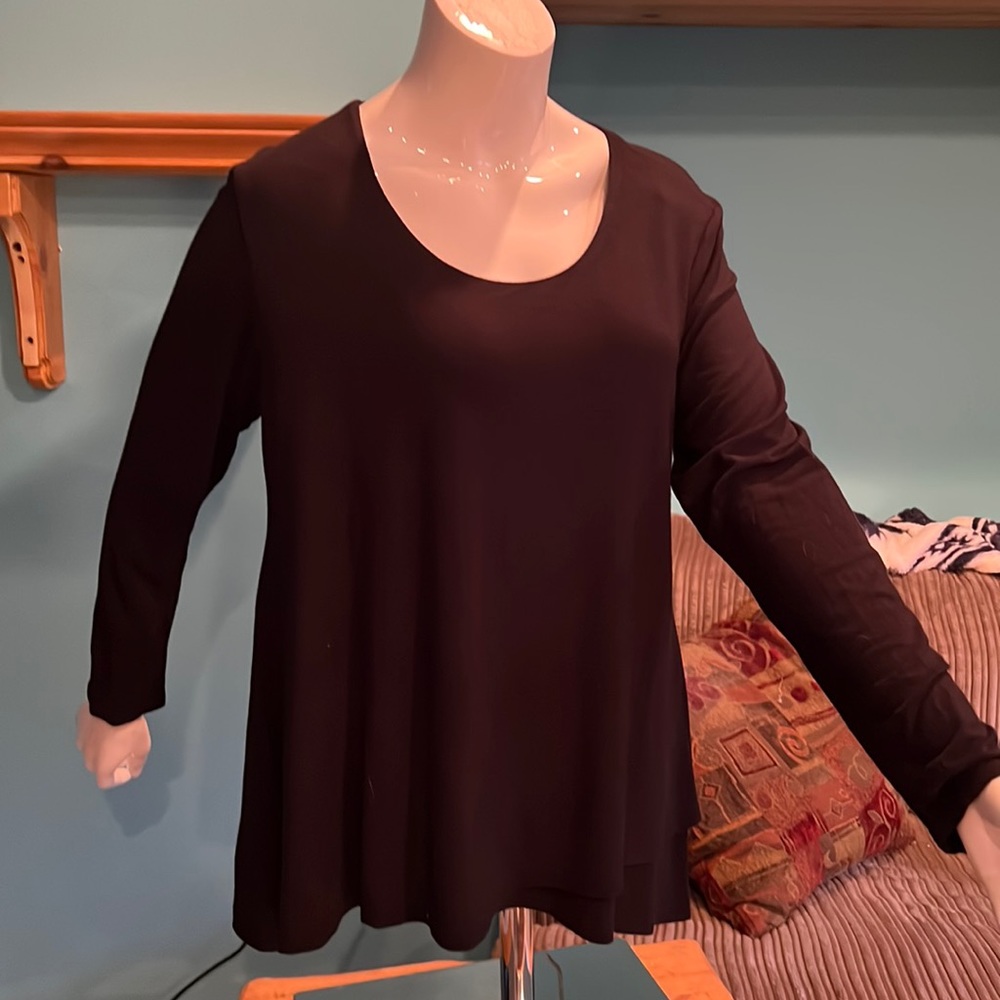 Gilmore size L stretchy tunic
